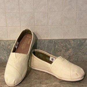 Toms Alpargatas, Cream Canvas, Size 7-1/2